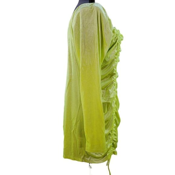WildāFableāRuchedāLimeĀ GreenāVelvetāBodyconāDressāSzā2X - Picture 2 of 10
